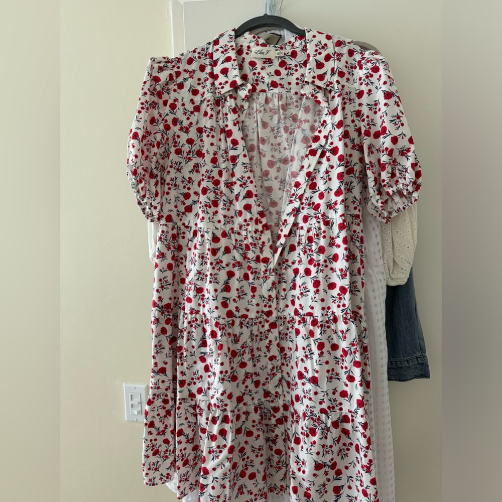 Eliza J Knee to Mid-Thigh Length Dress